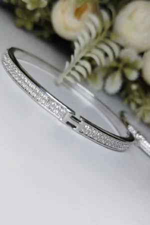 Pulsera rígida de acero blanco H